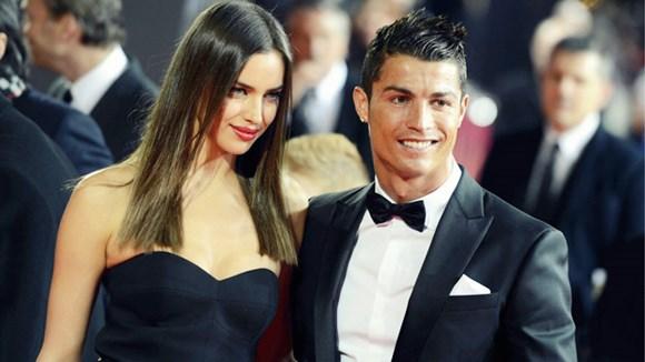 Hậu trường - Hè này Ronaldo sẽ đưa Irina Shayk 'về dinh'