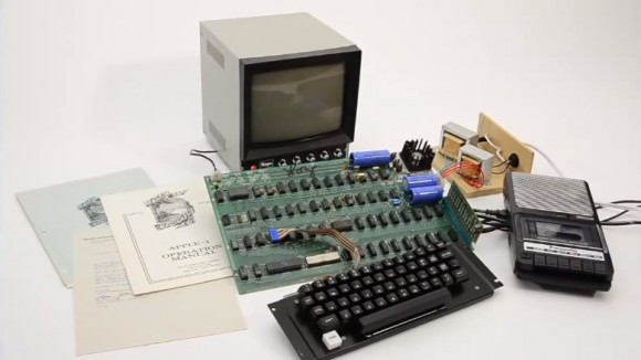 Công nghệ - Máy tính Apple 1 năm 1976 được bán gần 700.000 USD