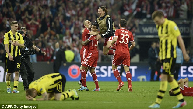 Bóng đá Quốc tế - Ảnh: Niềm hân hoan của Bayern, nỗi buồn của Dortmund (Hình 4).