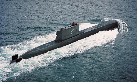 Tiêu điểm - Tàu ngầm mini và gợi ý cho Biển Đông (Hình 8).