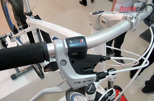 Ô tô-Xe máy - Xe đạp BMW giá gần 50 triệu đồng xuất hiện tại Hà Nội (Hình 7).