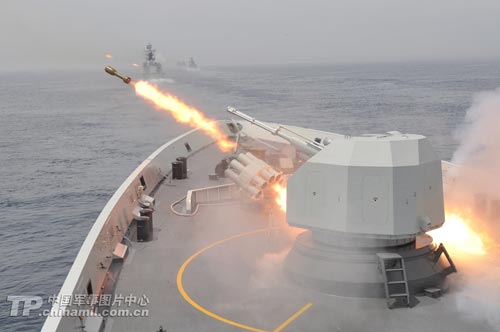 Tiêu điểm - Ảnh: Tàu chiến Nga - Trung nhả đạn trên biển (Hình 3).