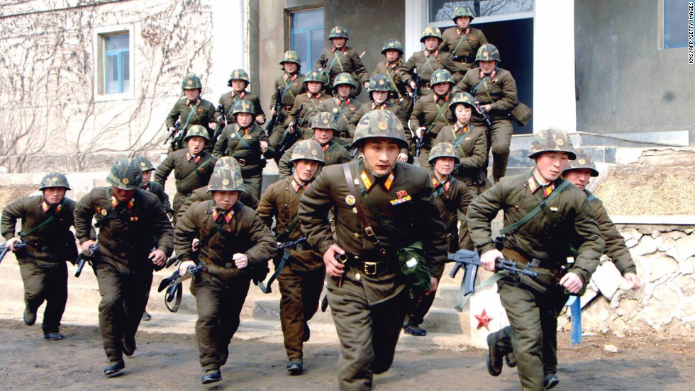 Tiêu điểm - Những hình ảnh về Kim Jong Un và quân đội Triều Tiên (Hình 14).