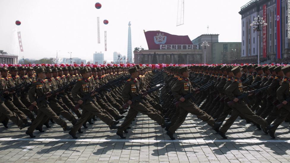 Tiêu điểm - Những hình ảnh về Kim Jong Un và quân đội Triều Tiên (Hình 19).