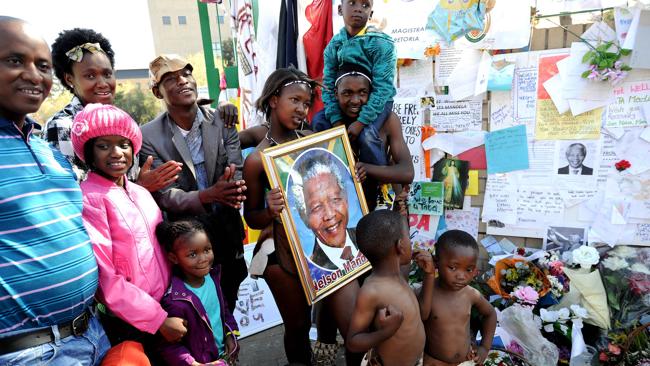 Tiêu điểm - Obama chúc mừng sinh nhật thứ 95 của Nelson Mandela (Hình 4).