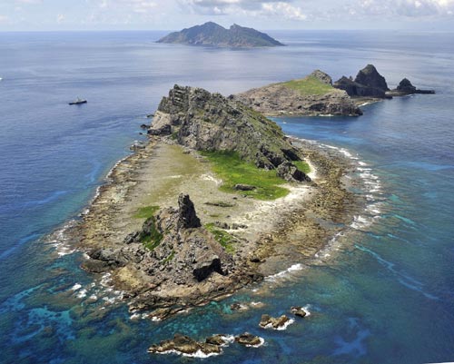 Trung Quốc dằn mặt Nhật Bản, Philippines trong tranh chấp biển đảo