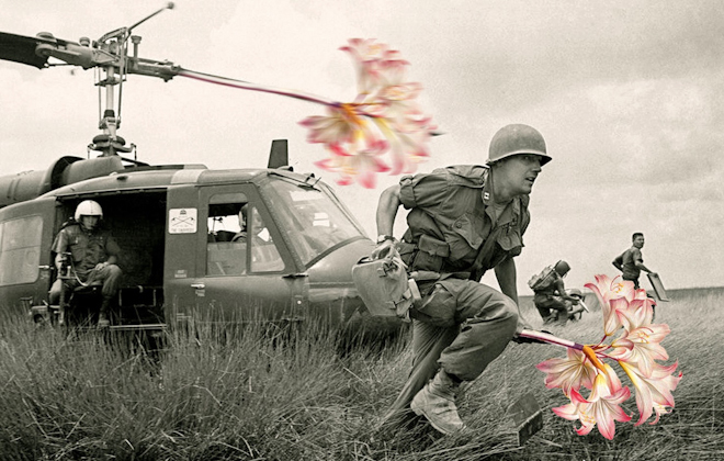 Hình ảnh Triển lãm ảnh “Hoa nơi chiến trường” bị tạm giữ số 4
