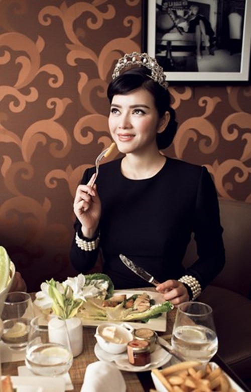 Hình ảnh Nữ đại gia buôn kim cương đẹp bậc nhất Việt Nam số 5