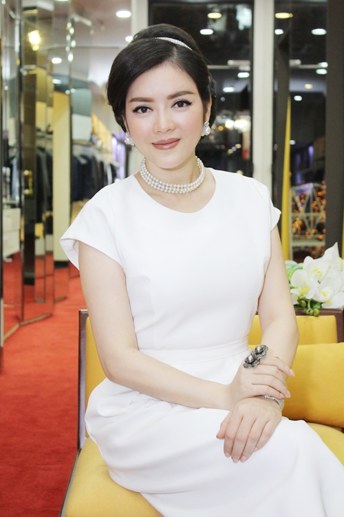 Hình ảnh Nữ đại gia buôn kim cương đẹp bậc nhất Việt Nam số 9