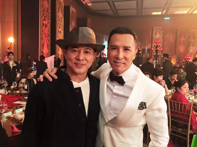 Donnie Yen and the same picture of photographs: The same age but also a young difference 2