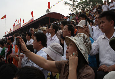 Tưng bừng lễ hội Chọi trâu cổ nhất Việt Nam 6 Tưng bừng lễ hội Chọi trâu cổ nhất Việt Nam 6