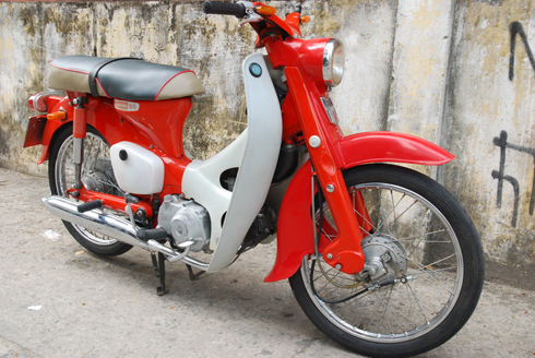 Gian nan đưa Honda Cub 65 từ Mỹ về Việt Nam