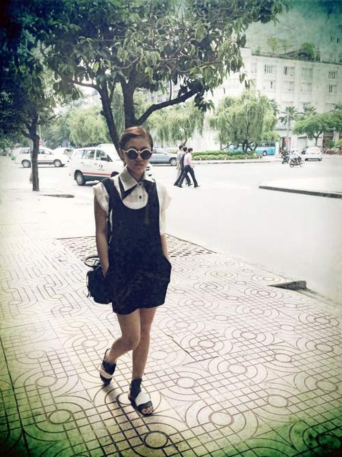 Thời trang thường ngày tươi trẻ của Văn Mai Hương 16 Thời trang thường ngày tươi trẻ của Văn Mai Hương 16