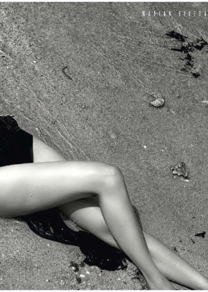 Sốt với ảnh nude của mỹ nhân đẹp nhất Philippines, Marian Rivera