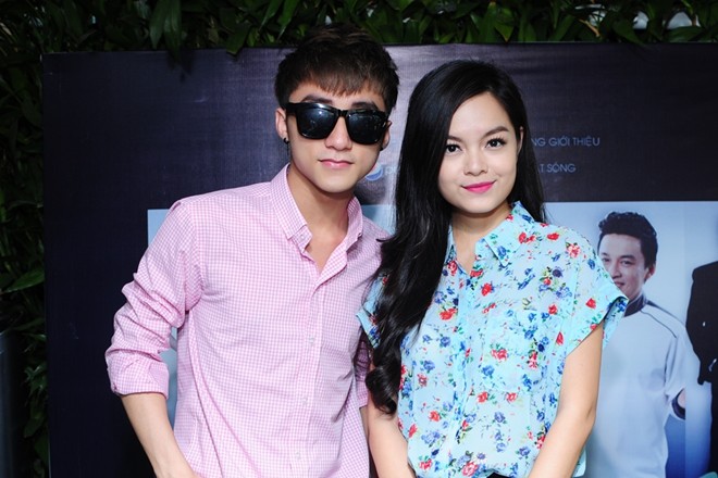 Sơn Tùng M-TP nổi bật trong buổi ra mắt phim 'Bếp hát' Sơn Tùng M-TP nổi bật trong buổi ra mắt phim Bếp hát 8