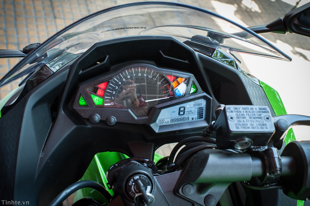Kawasaki Ninja 300 ABS 2014 có mặt tại Việt Nam 6