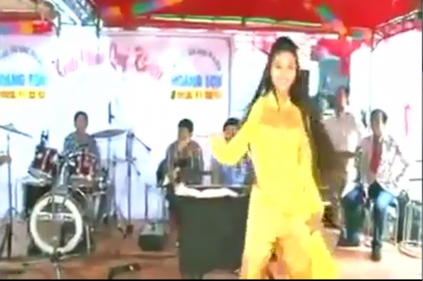 Thiếu nữ múa cột, nhảy Gangnam style trong đám cưới 7