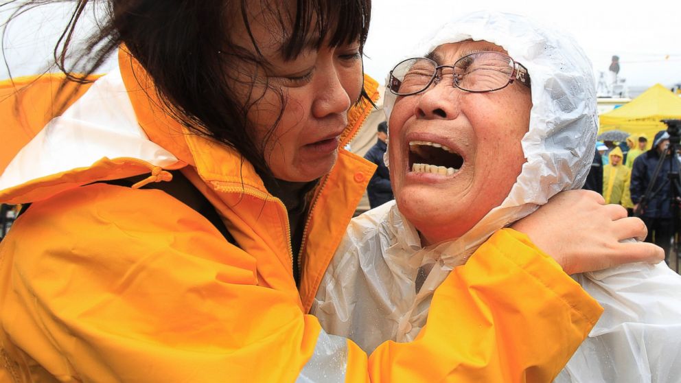 Chìm phà Sewol: Phát hiện nhiều thi thể trôi nổi, số người chết tăng lên 25