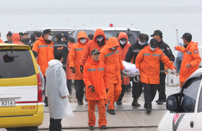 Chìm phà Sewol: Thi thể các nạn nhân đã bắt đầu phân hủy