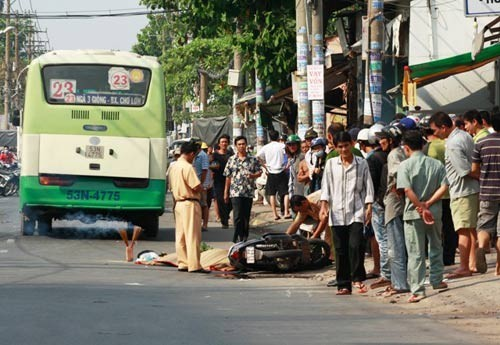 Nỗi ám ảnh về xe buýt của người Việt