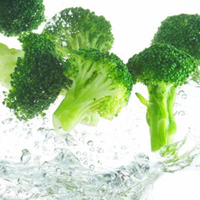 Những thực phẩm cho trẻ ăn nhiều sẽ chống lại bệnh sởi rau cải xanh