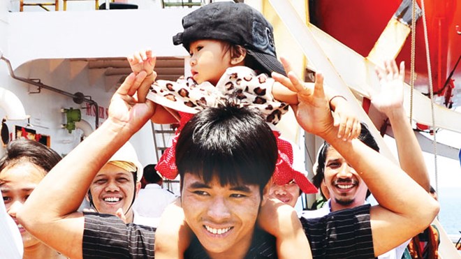 Chàng trai Việt bơi 25 giờ trên biển từ Trường Sa tới Philippines