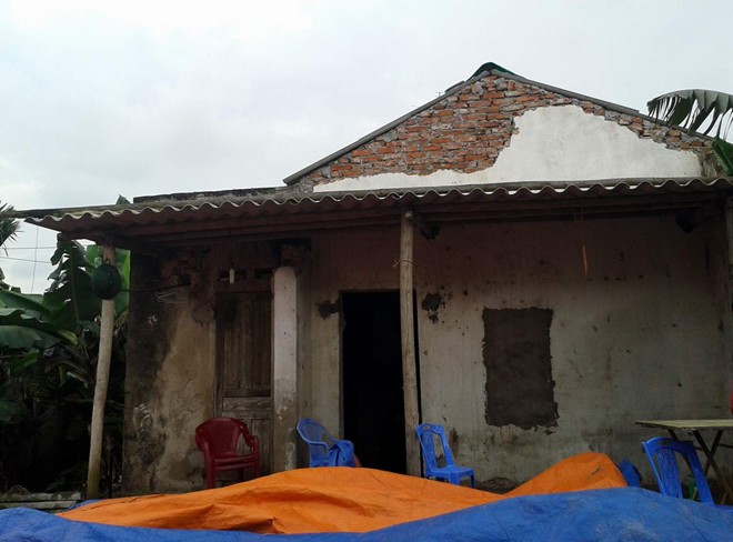 Chồng chém chết vợ và con trai lúc đang ngủ