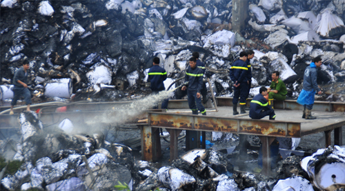 Thiệt hại 200 tỉ đồng vụ cháy nhà máy giấy ở Bắc Ninh