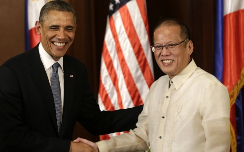 Tổng thống Philippines Aquino trong cuộc gặp với Tổng thống Mỹ Barack Obama