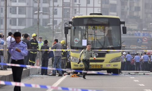 Trung Quốc: Xe buýt bị châm lửa đốt, 78 người thương vong
