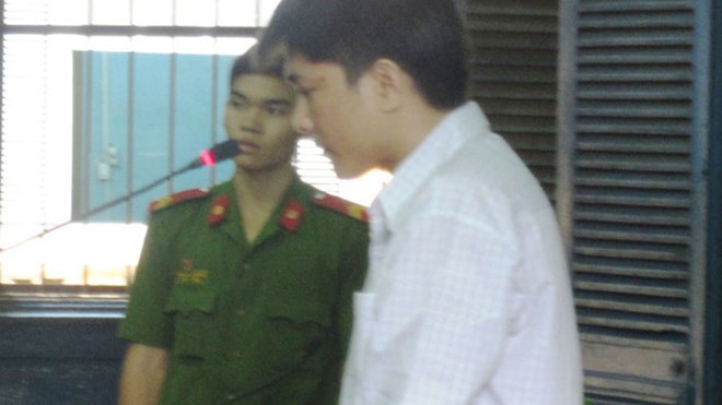 Bị cáo Nguyễn Mạnh Cường tại phiên tòa. Ảnh Hoàng Quỳnh