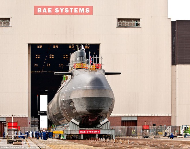 Cận cảnh siêu tàu ngầm 1,7 tỷ USD của Hải quân Hoàng gia Anh 6