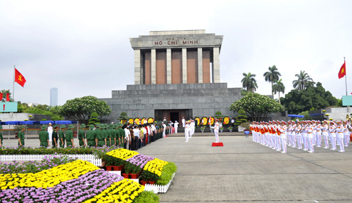 Đổi mới trong nghi lễ tại Lăng Chủ tịch Hồ Chí Minh