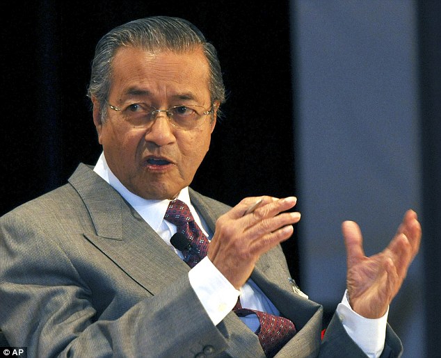 Cựu Thủ tướng Malaysia buộc tội CIA che giấu sự thật về máy bay MH370
