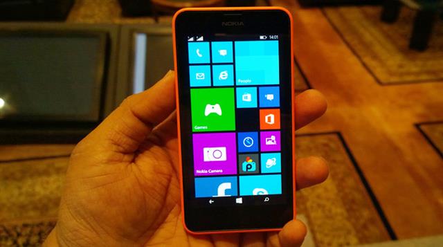 Lumia 638 bất ngờ lên kệ, giá chỉ 4 triệu đồng