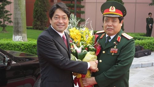 Căng thẳng trên biển, Việt - Nhật thỏa thuận hợp tác an ninh chặt chẽ