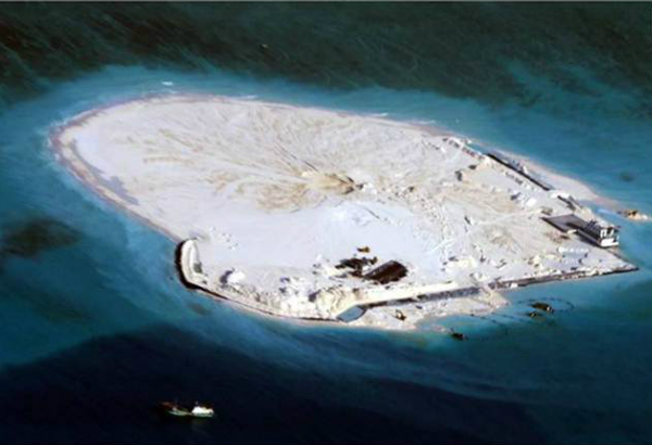 Trung Quốc lại điều tàu tới cải tạo hai bãi đá thuộc quần đảo Trường Sa