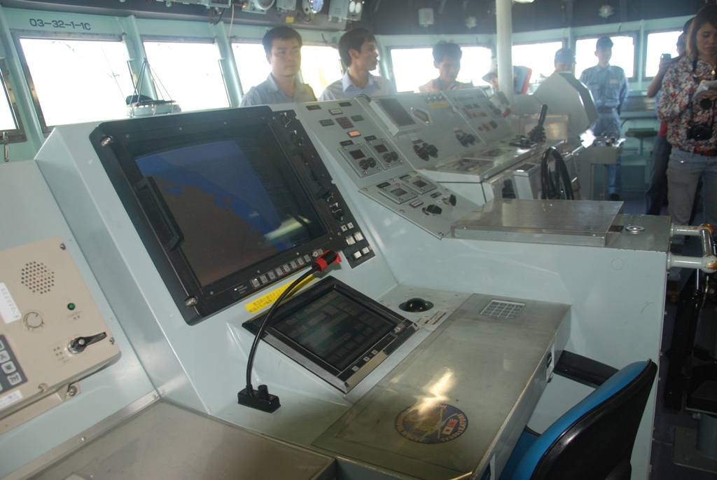 Cận cảnh sức mạnh tàu đổ bộ Nhật Bản vừa đến Đà Nẵng