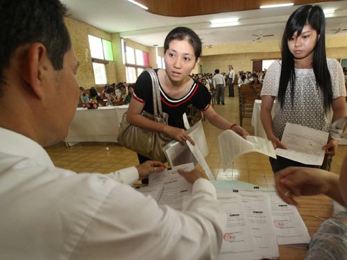 Hà Nội tuyển hơn 8.000 giáo viên năm 2014