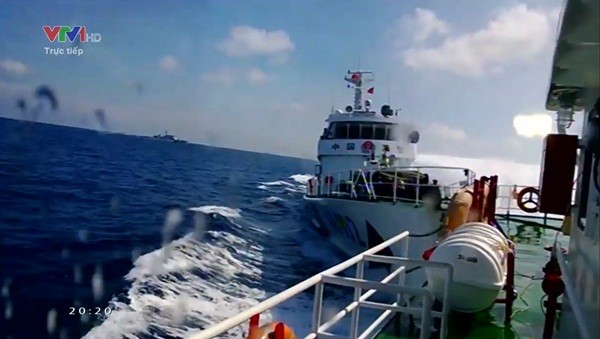 Tổ quốc nhìn từ biển - chưa bao giờ thiêng liêng đến thế