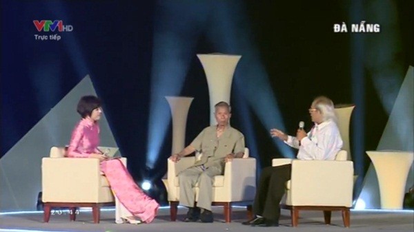 Tổ quốc nhìn từ biển - chưa bao giờ thiêng liêng đến thế