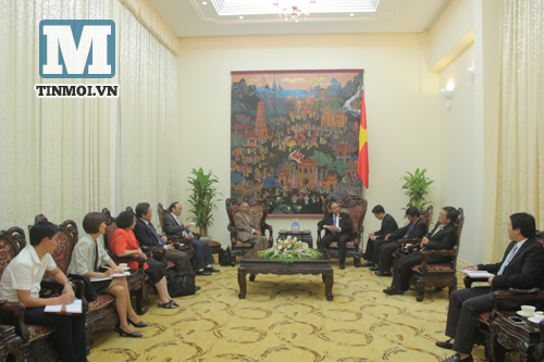 Phó Thủ tướng Nguyễn Xuân Phúc tiếp Chủ tịch danh dự IADL