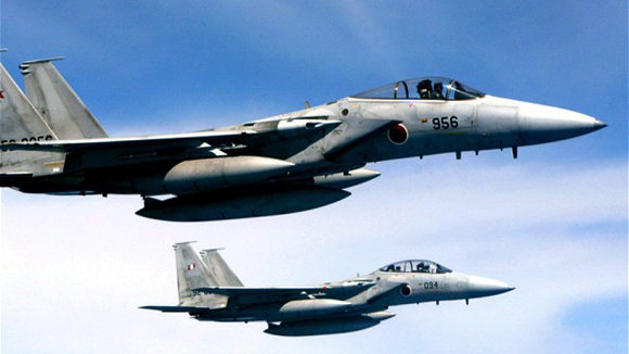 Trung Quốc đe dọa bắn hạ máy bay Nhật xâm phạm không phận