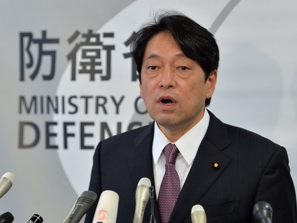 Nhật hối thúc Trung Quốc lập đường dây nóng an ninh biển Đông