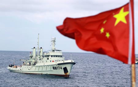 Tàu Trung Quốc tại khu vực đảo Đá Chữ Thập