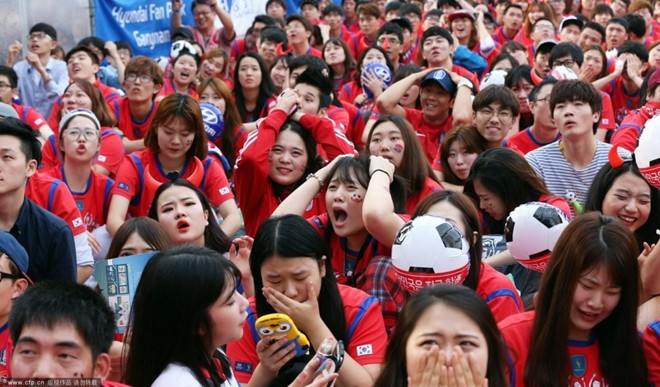 Fan nữ Hàn Quốc nhảy sexy cổ vũ World Cup 2014
