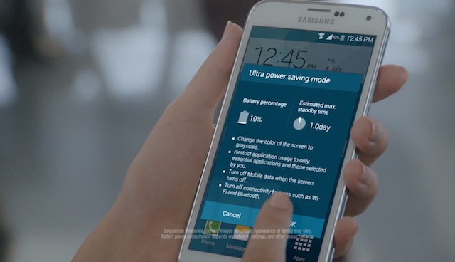 Samsung tiếp tục đá xoáy iFan khi dùng iPhone dính liền đồ sạc