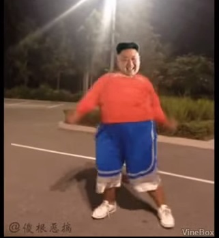 Triều Tiên điên tiết vì video Kim Jong-un nhảy múa tưng bừng