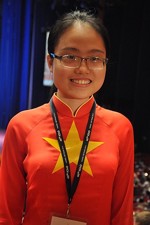 Gương mặt xinh xắn của HC Vàng Olympic hóa học quốc tế 2014- bạn Phạm Ngân Giang.