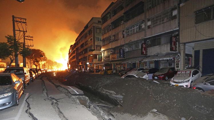 Vụ nổ khiến thành phố Cao Hùng tan hoang chỉ sau 1 đêm